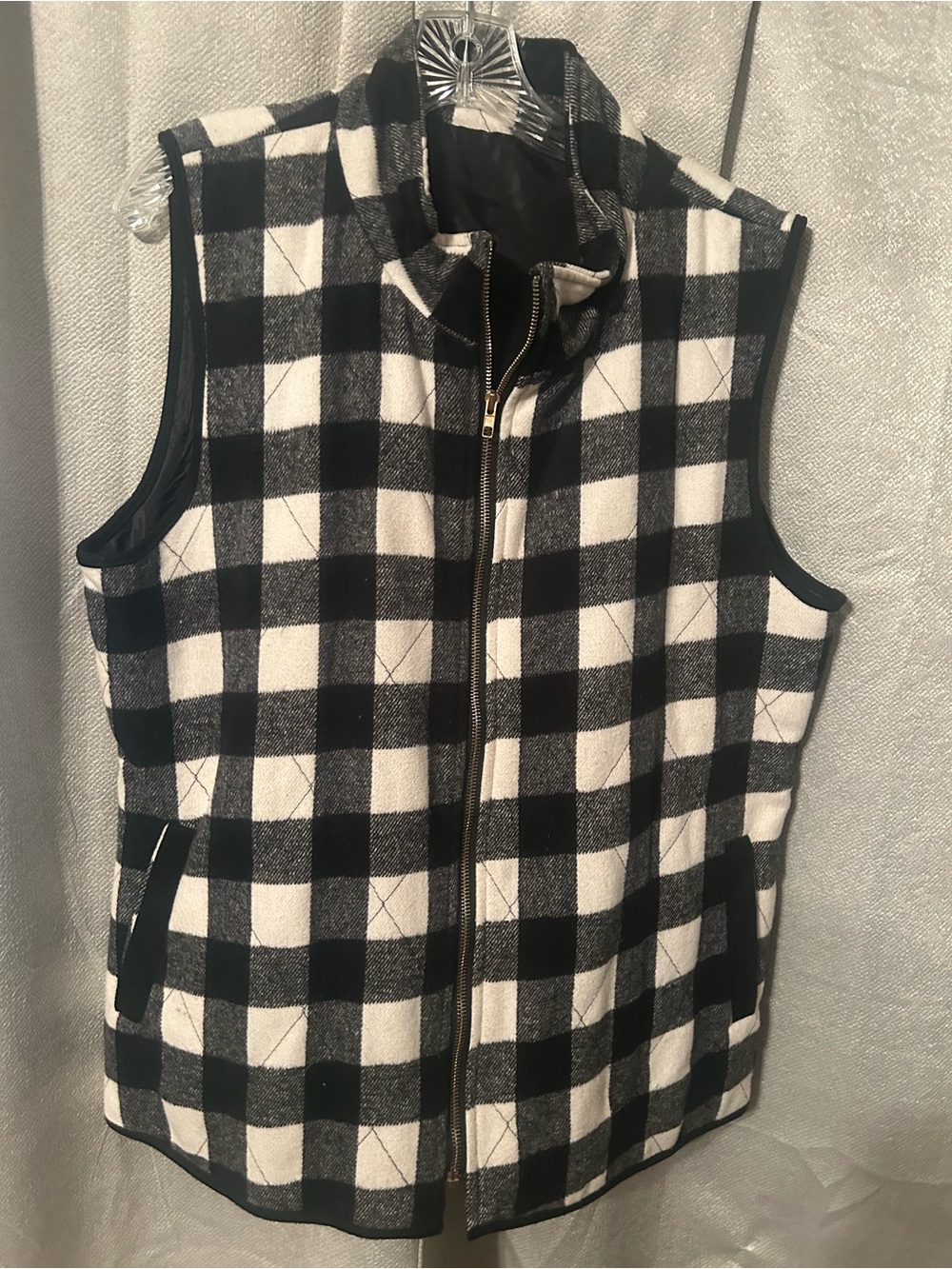 Black & White Buffalo Plaid Quilted Sleeveless Vest
